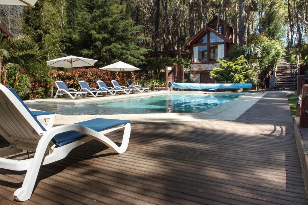 Cabanas Del Bosque Balneario Mar Azul Bagian luar foto